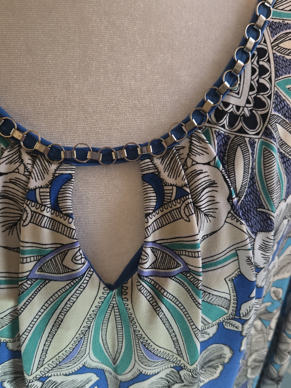 Blue Keyhole Tunic Top - Picture 2 of 5